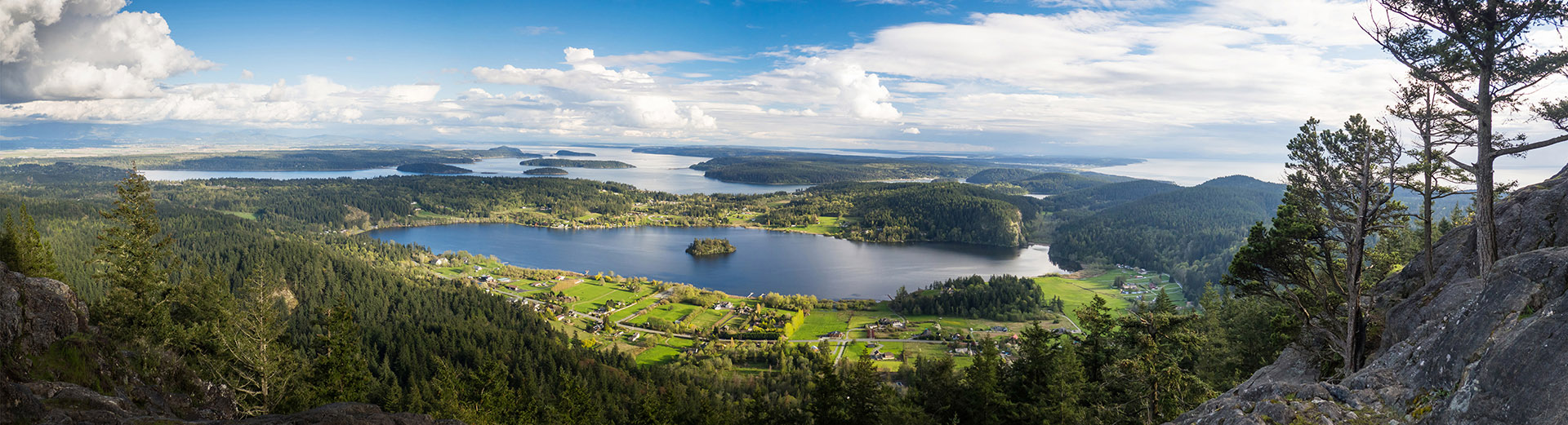 Puget Lowland vista from the edge of Mount Erie